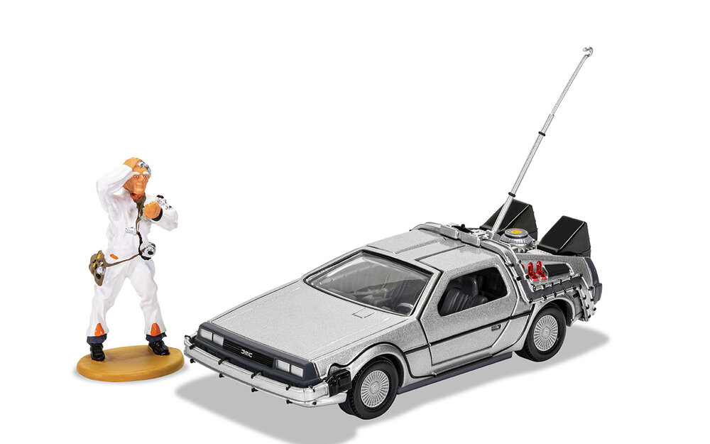 Back to the Future Part II DeLorean (Full Deluxe Version including Marty  McFly and Doc Brown) 1:10 Scale Statues – Back to the Future™