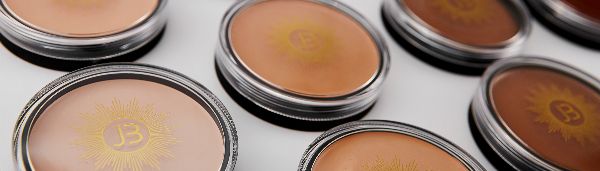 4 in 1 Camera Ready Foundation