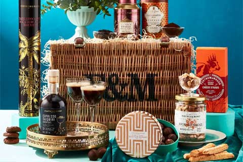 The True Gentleman's Hamper