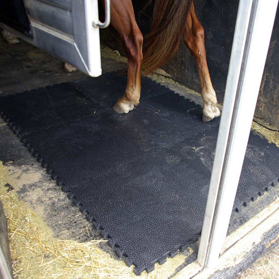 10x10 Rubber Horse Stall Mat - Interlocking Stall Kit