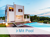 Mit Pool