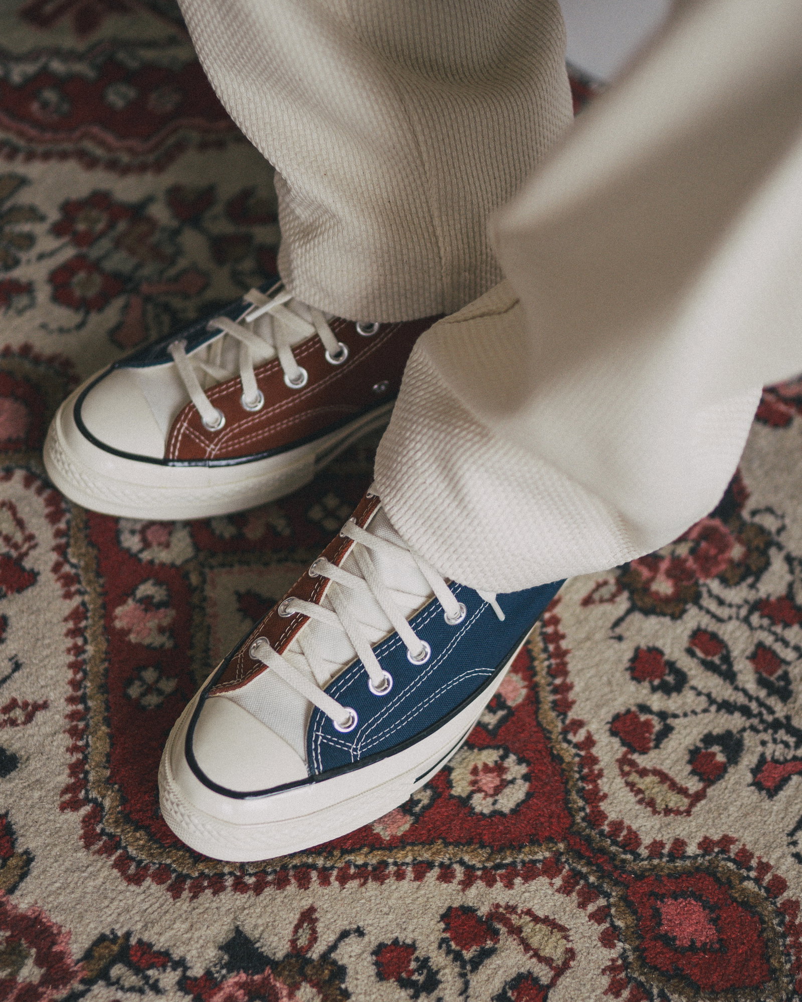 CONVERSE 