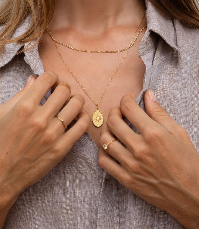 Linjer Locket Necklace - Marte, Gold Vermeil