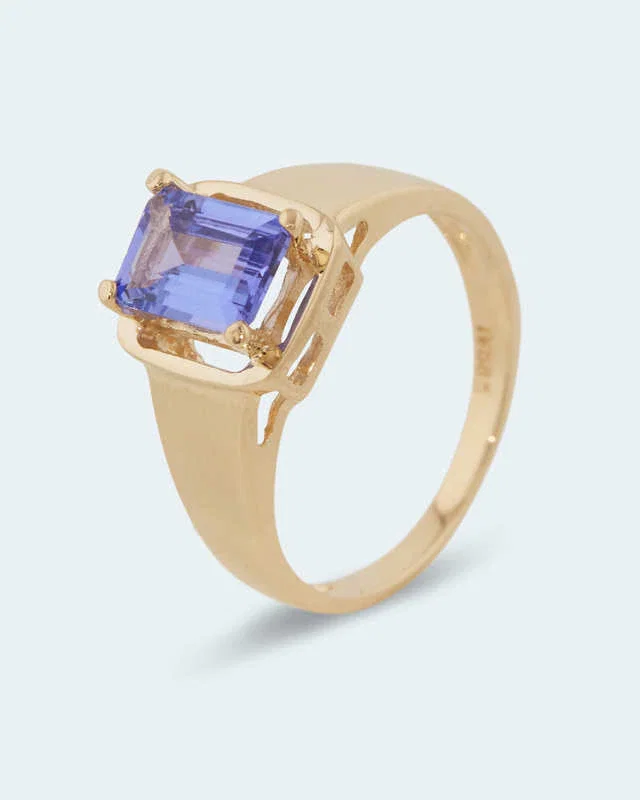 Ring mit Tansanit AAAA+