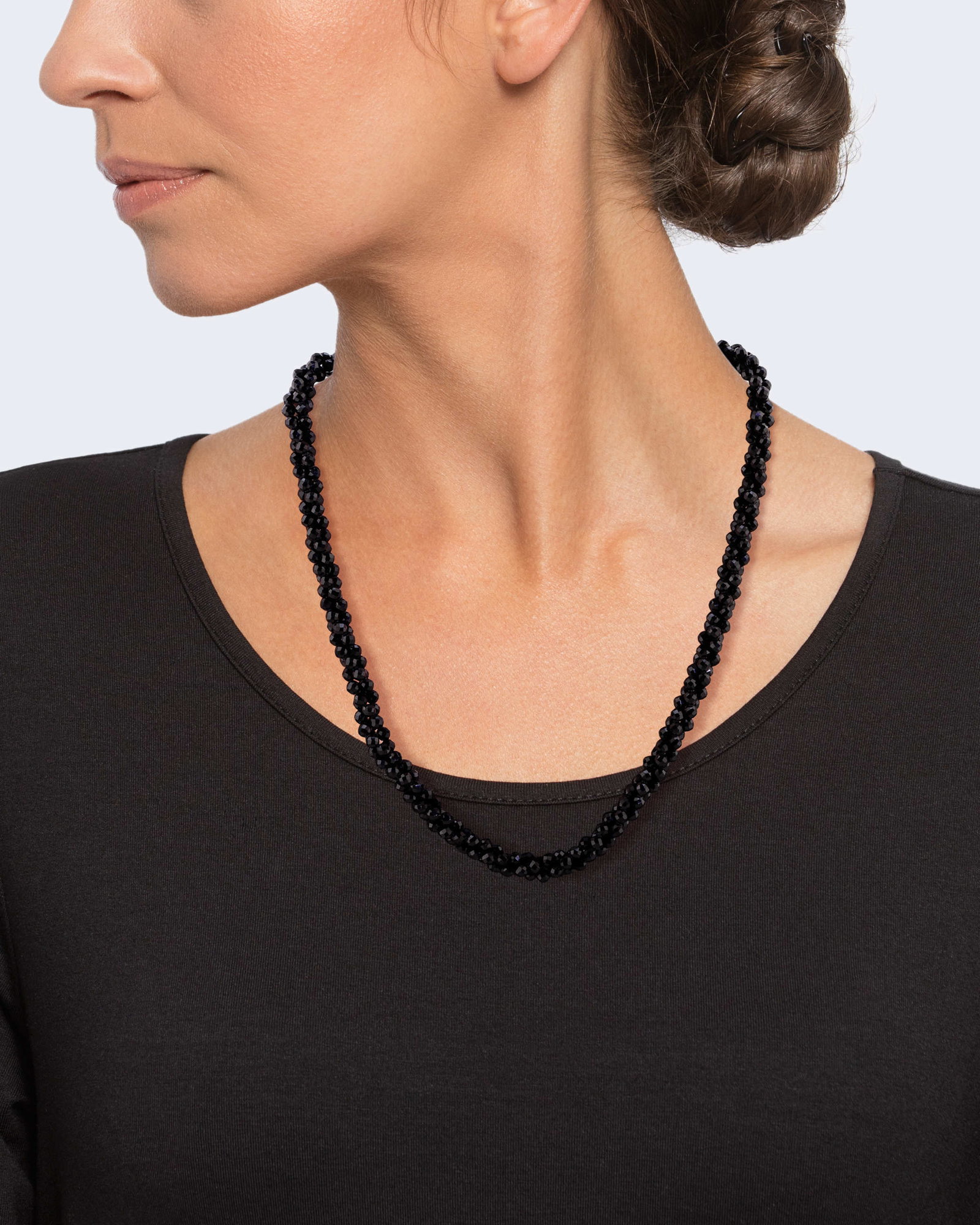 Collier aus Spinell