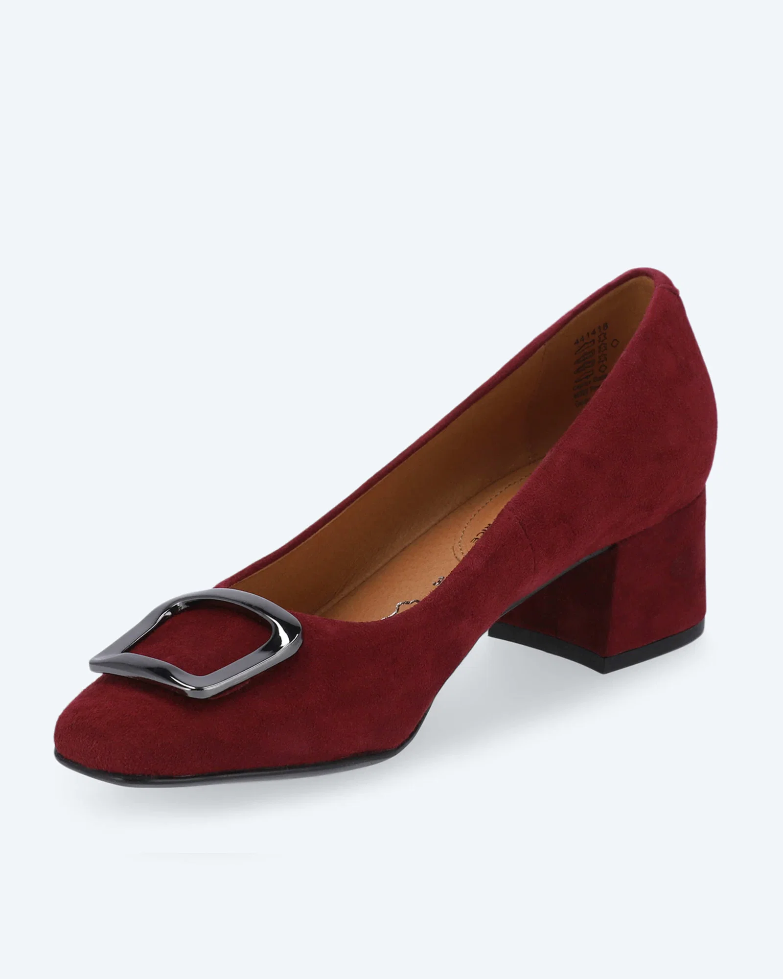 Pumps mit Metallbrosche