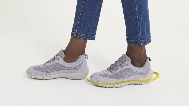 An image of our Leona shoe highlighting the Freesole technology
