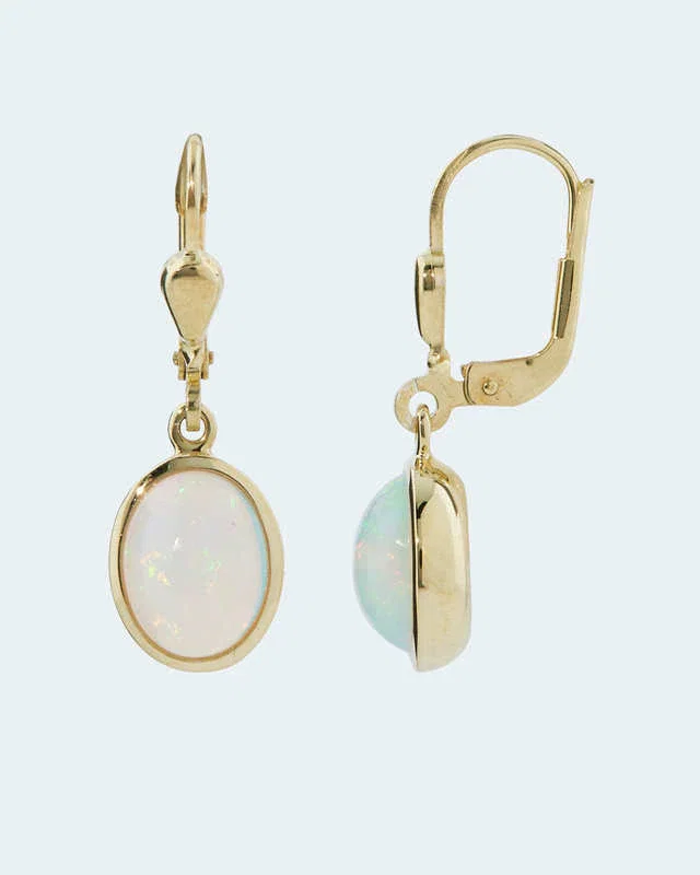 Ohrhänger mit weißem Opal
