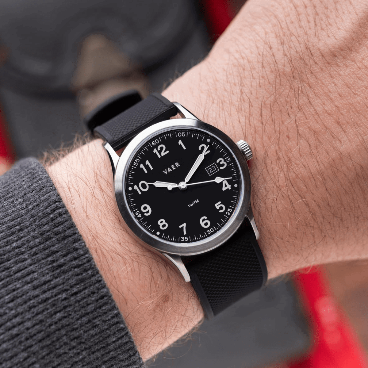 Vaer Watches Introducing the New S3/S5 Calendar Field Watch Milled