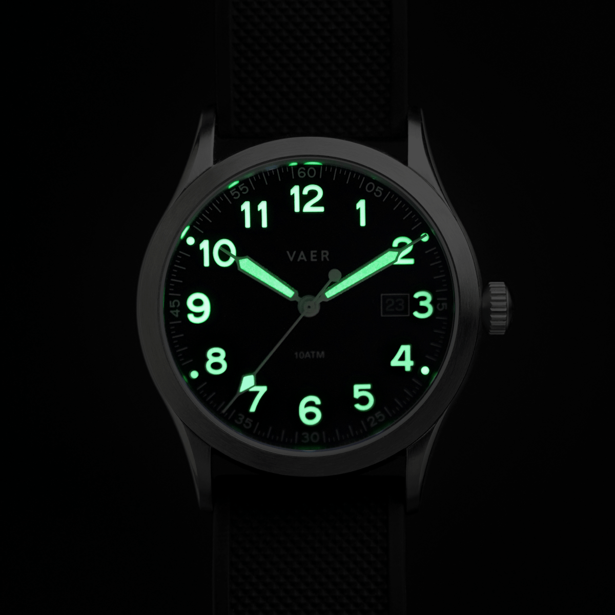 Vaer Watches: Introducing the New S3/S5 Calendar Field Watch | Milled