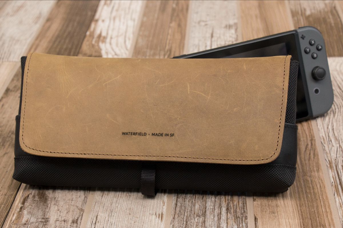 WaterField Unveils ROG Ally CitySlicker Case and Pouch for the new