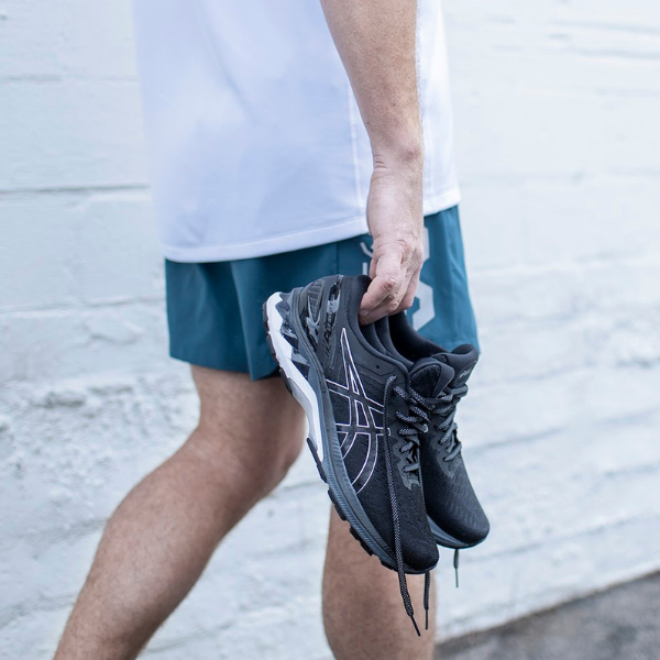 running shoes 
