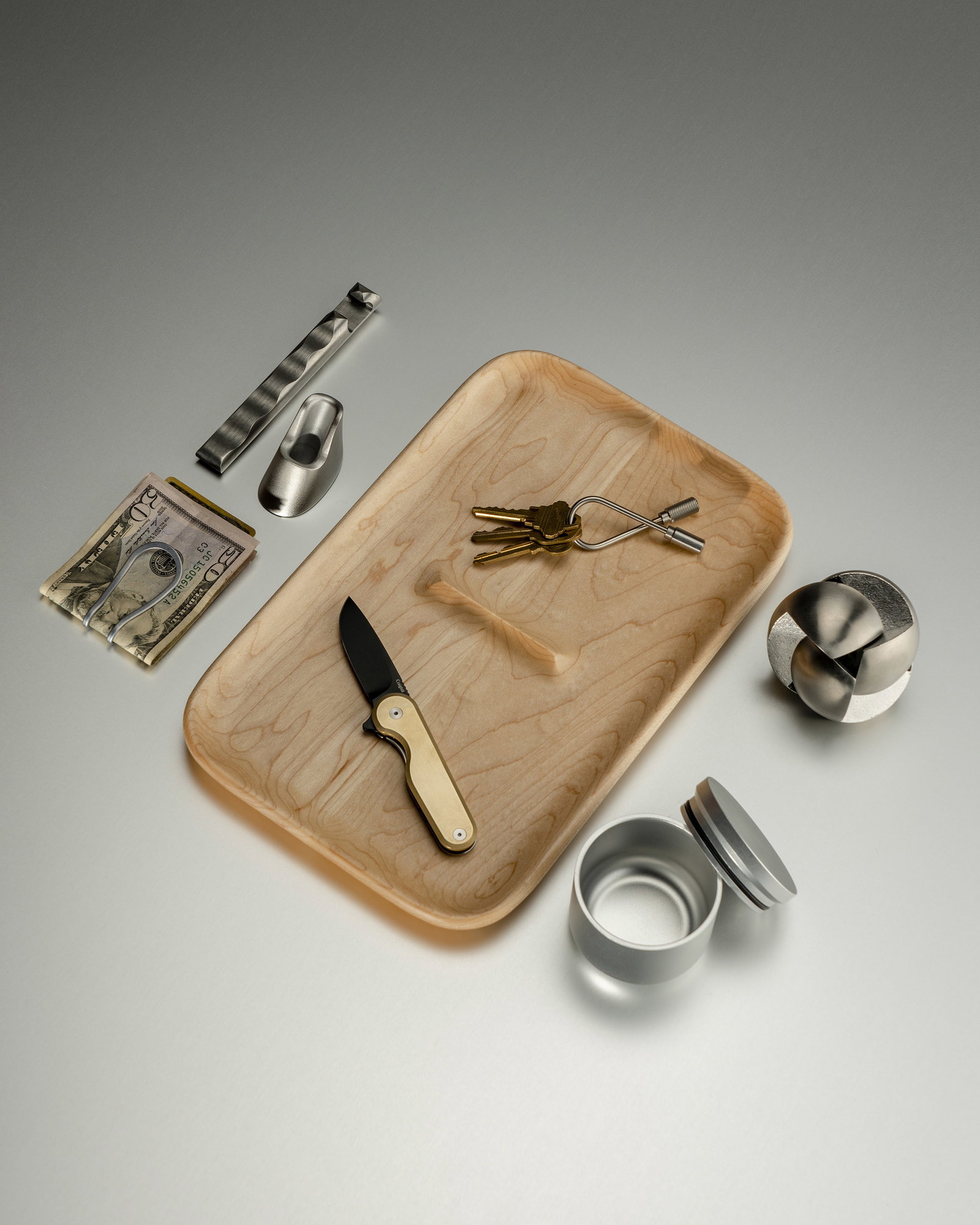 Tricolor Rook Knife amongst other Craighill wares.