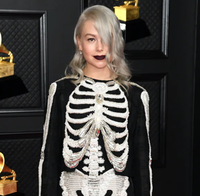 EVERYTHING YOU NEED FOR PHOEBE BRIDGERS’ SKELETON OUTFIT THIS HALLOWEEN