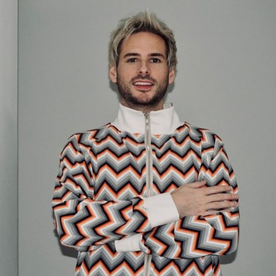 Duncan Carter's Burda Amin sweatshirt in Robert Kaufman jersey