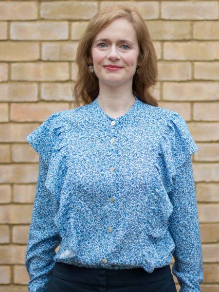 A Pinch of Sewing's Fibremood blouse in Robert Kaufman Rayon Challis