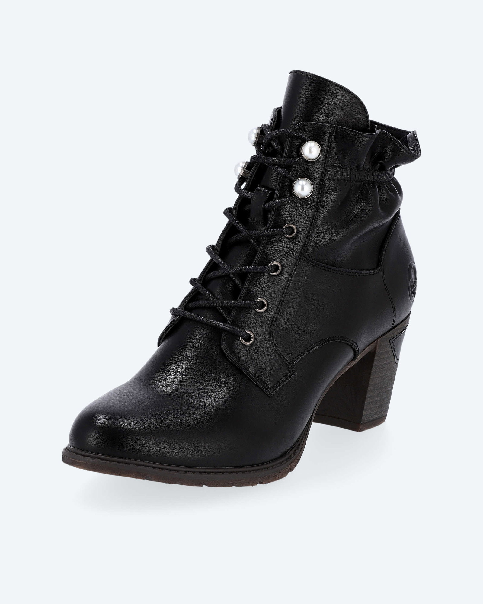 Stiefelette in spitzer Form