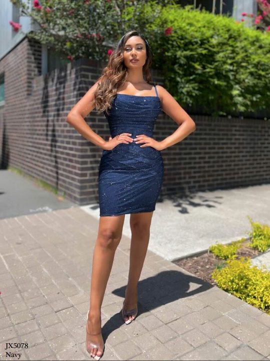 Fashionably Yours: Perfect Cocktail Dresses for Year 10 Formals | Milled