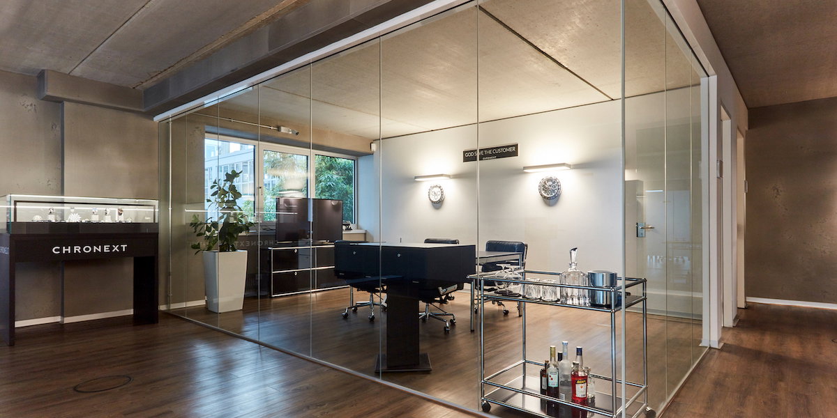 USP Lounges