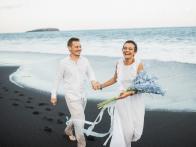Did the Pandemic Pause or Cancel Your Wedding Plans? 6 Real Couples Share How They Adapted