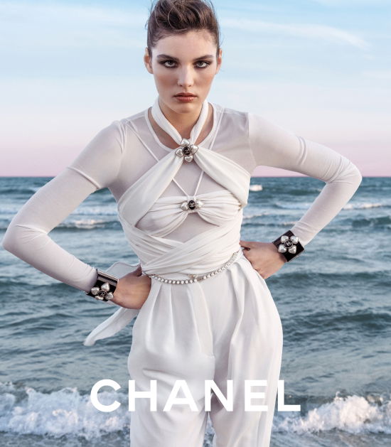 Chanel Cruise 2021 Fashion Review