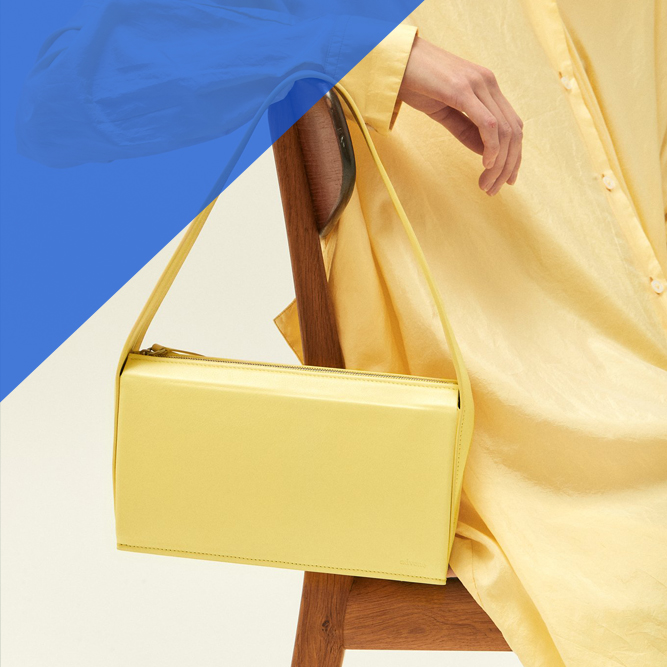 à La Disposition The Black Dress, Yellow Bags and Optical Vases Milled