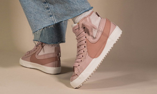 Nike WMNS Blazer Mid '77 Jumbo »Pink Oxford«