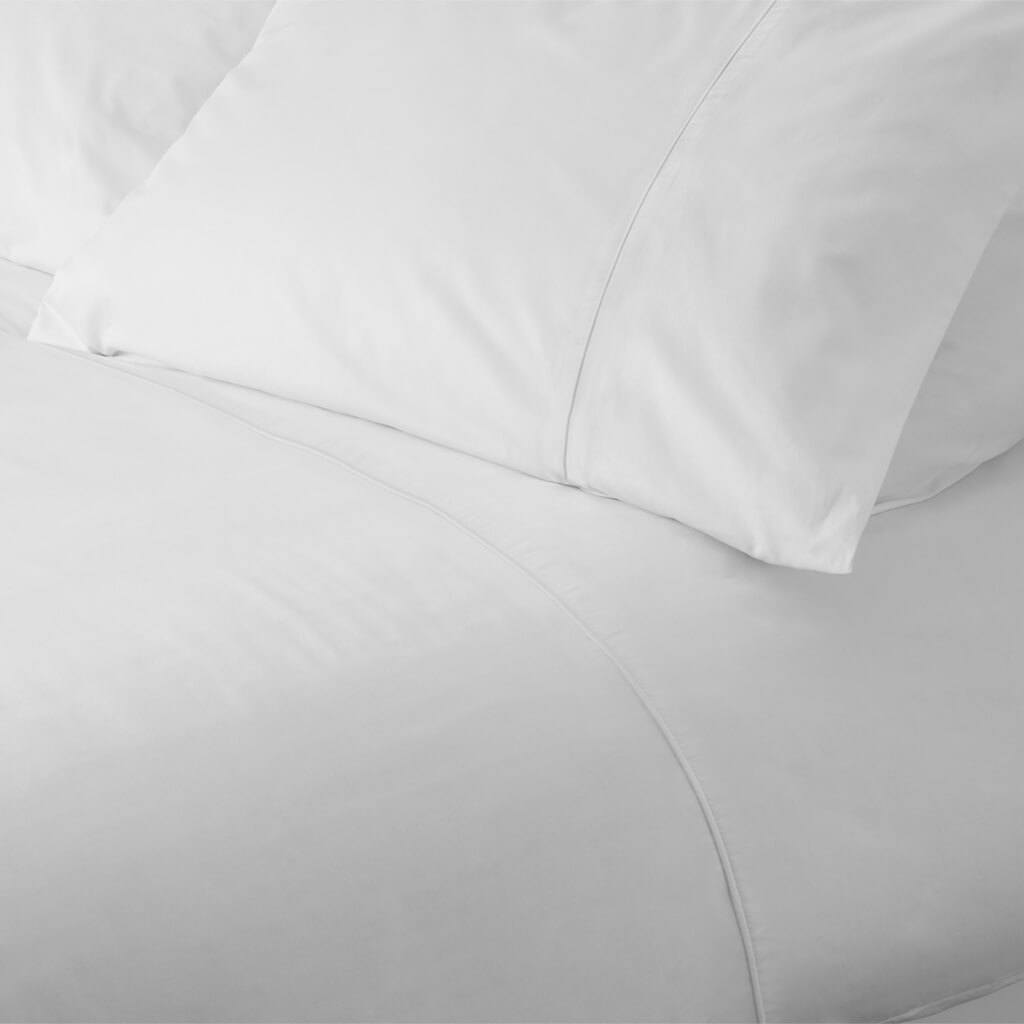 Duvet cover in double, king or super king sizes with two pillowcases, white