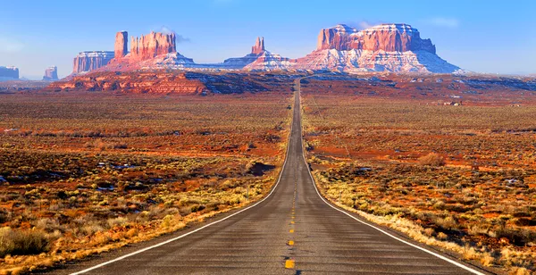 De la cité des anges aux canyons grandioses avec location de voiture incluse