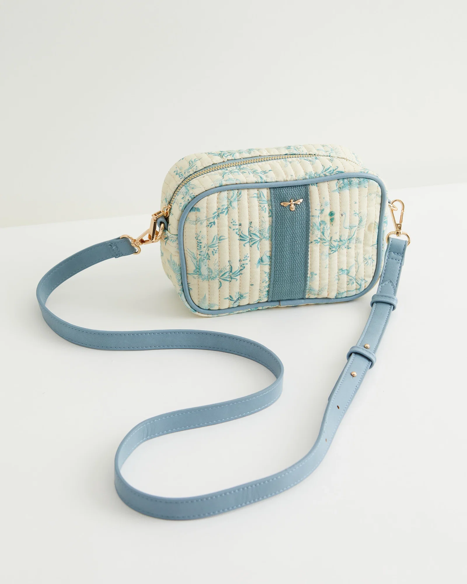 Image of Toile de Jouy Vintage Blue Camera Bag