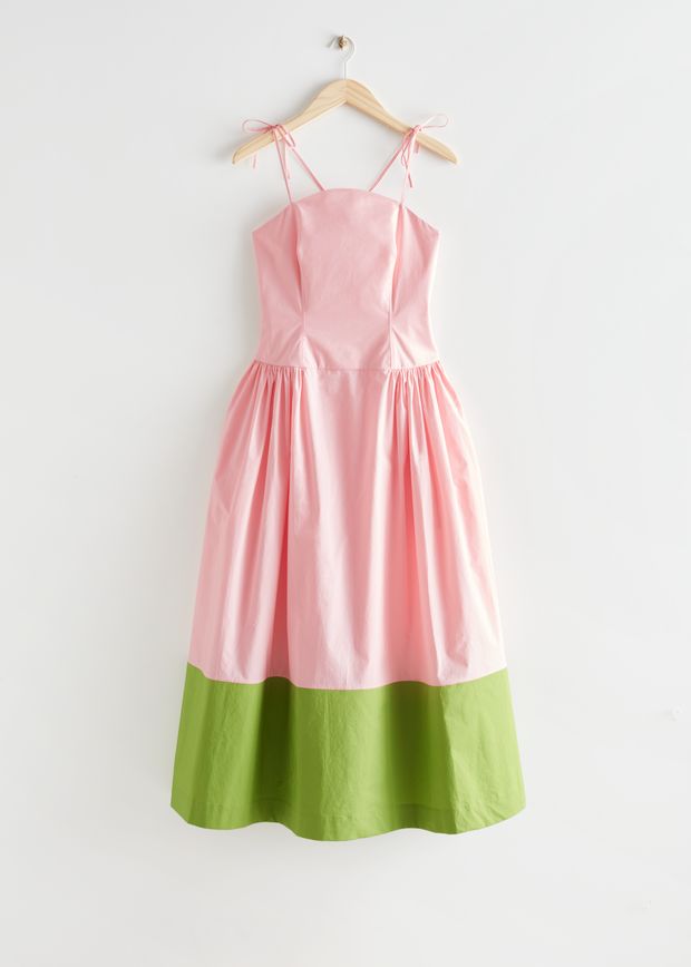 minju kim pink dress IVE Liz X [Minju Kim] Flower Pattern Sleeveless One-Piece Dress