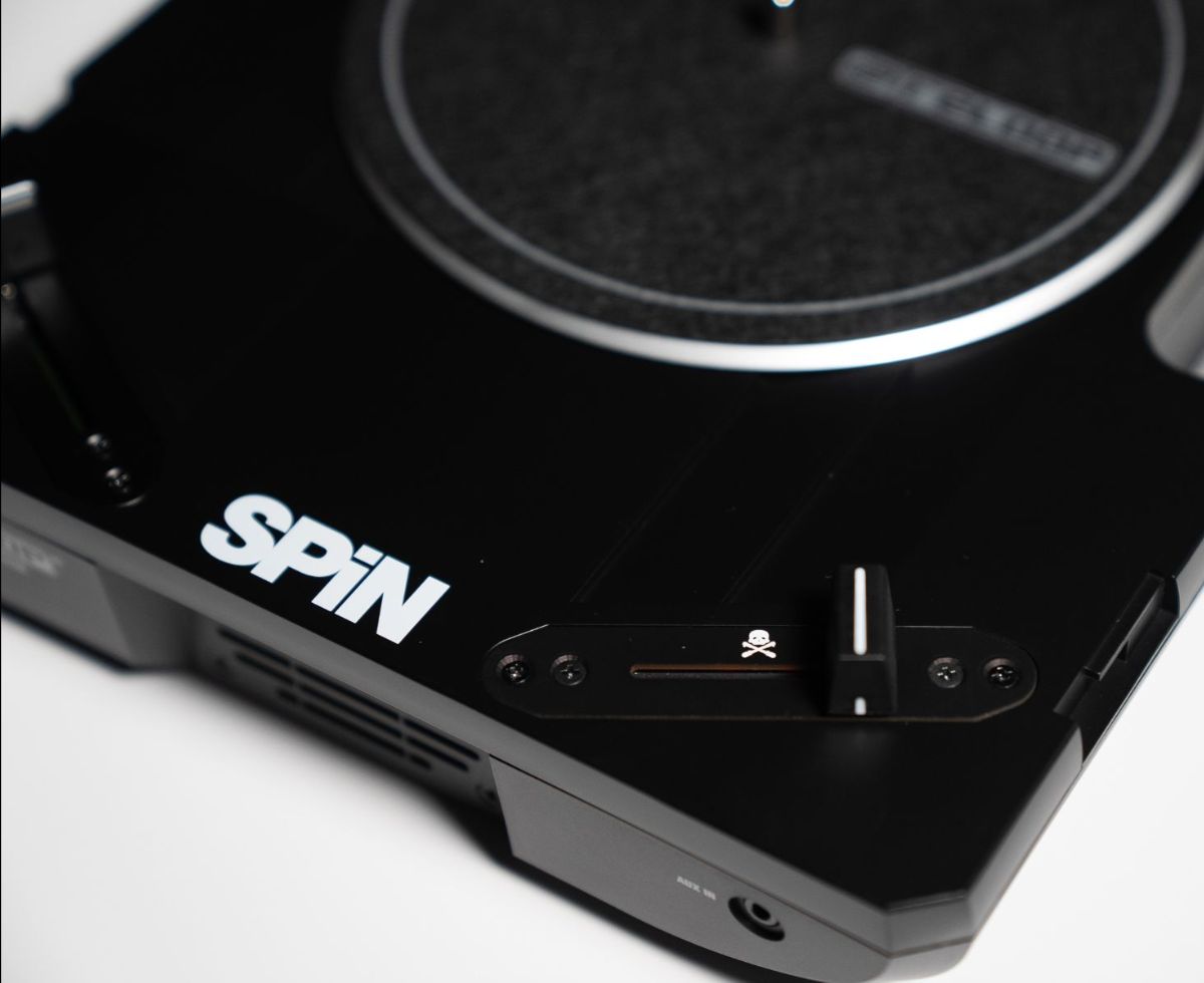 Open Format: NEW! RELOOP SPIN TURNTABLES IN LIMITED BLACK NOW