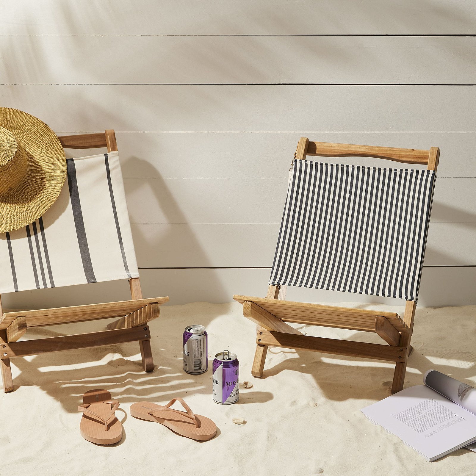 2-Piece Vintage-Inspired Beach Chairs