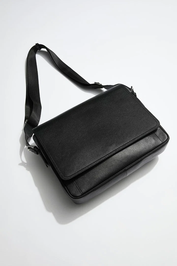 Image of Messenger Bag | Black Silver
