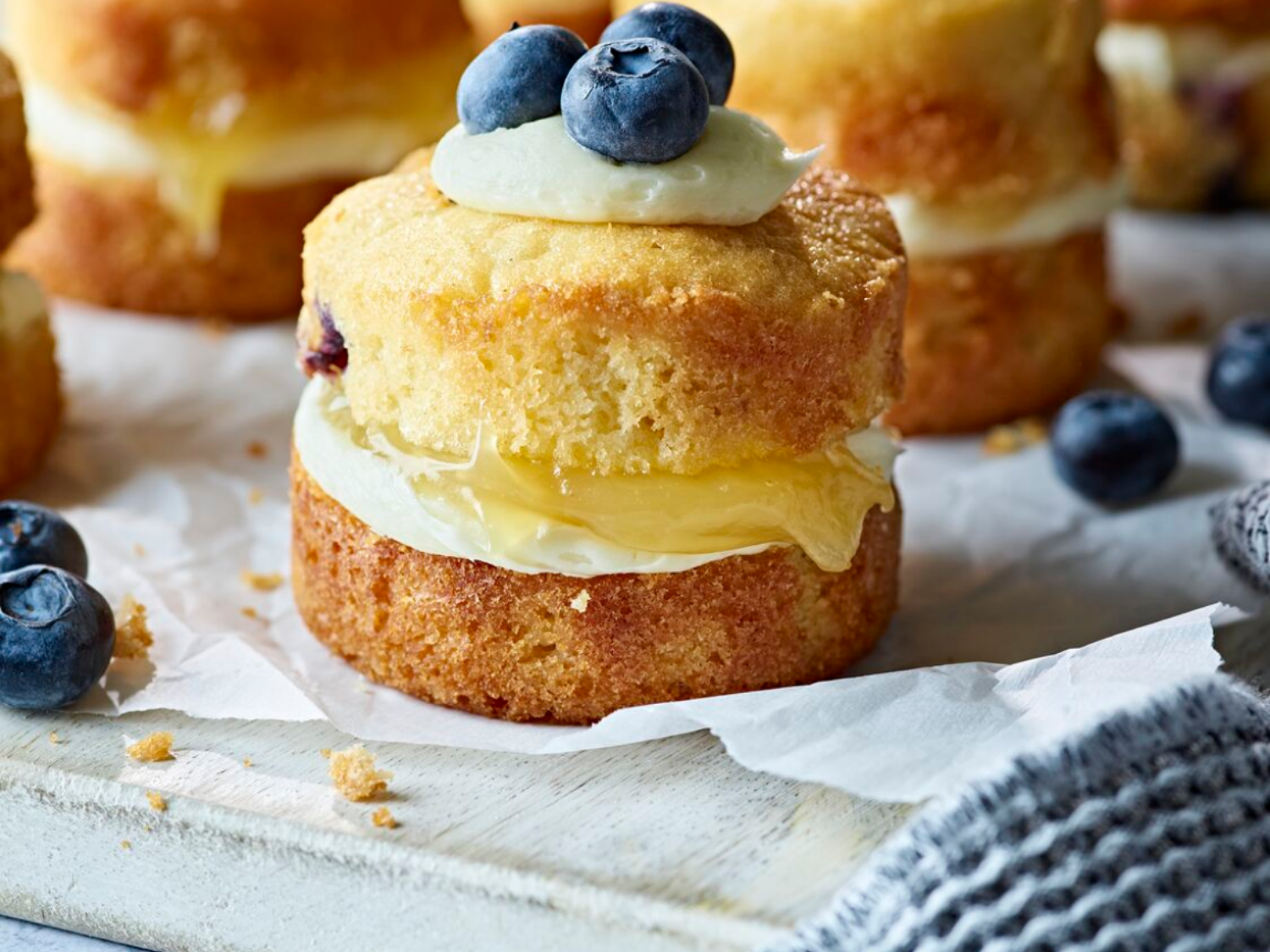 Blueberry & lemon curd mini sponges