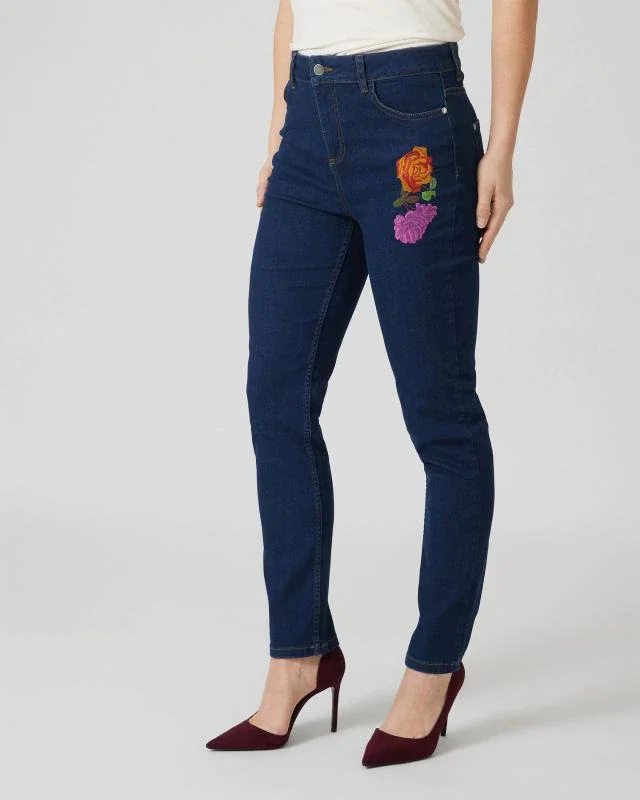 Jeans mit Stickerei