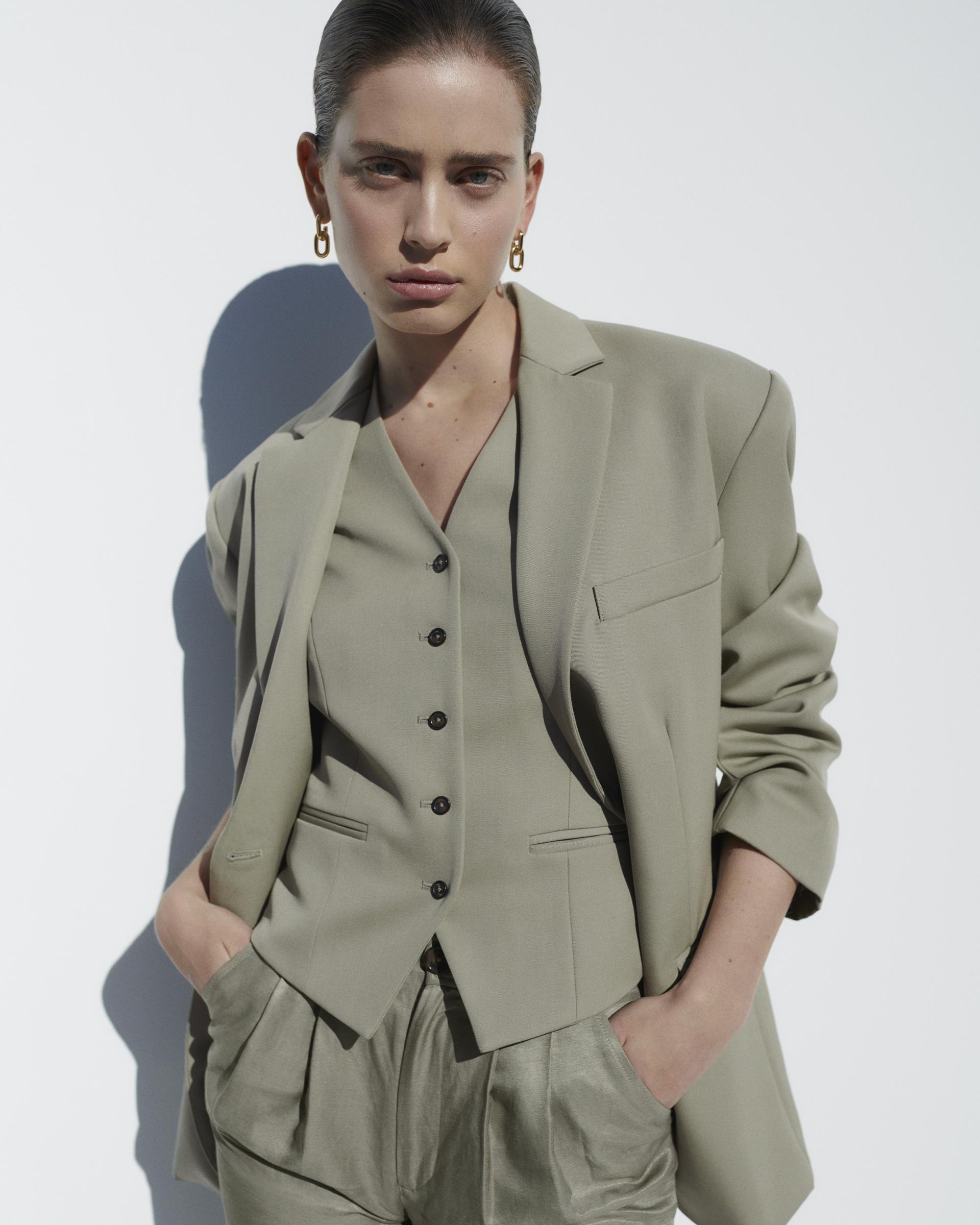 ANINE BING Early Access to Summer Suiting More Milled