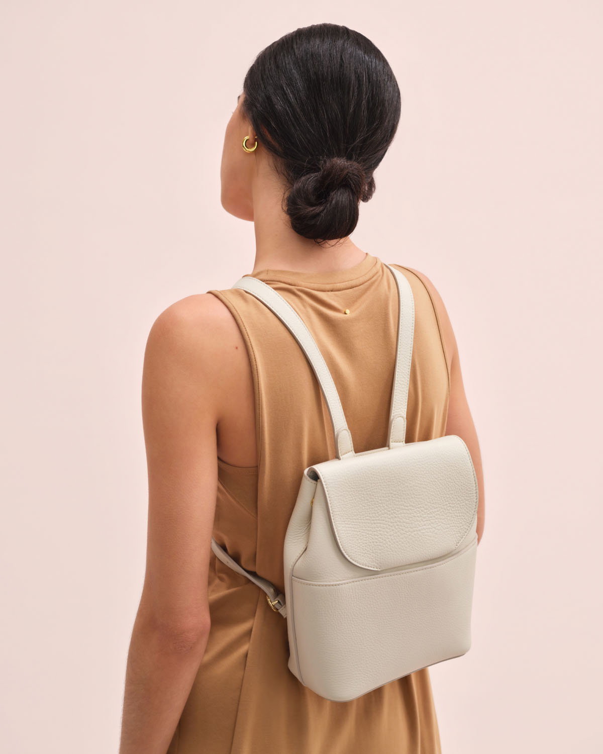 Mini Leather Backpack – Cuyana