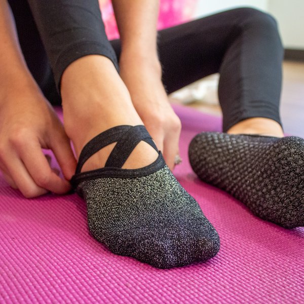Non-Slip Yoga Socks | 4 Colors