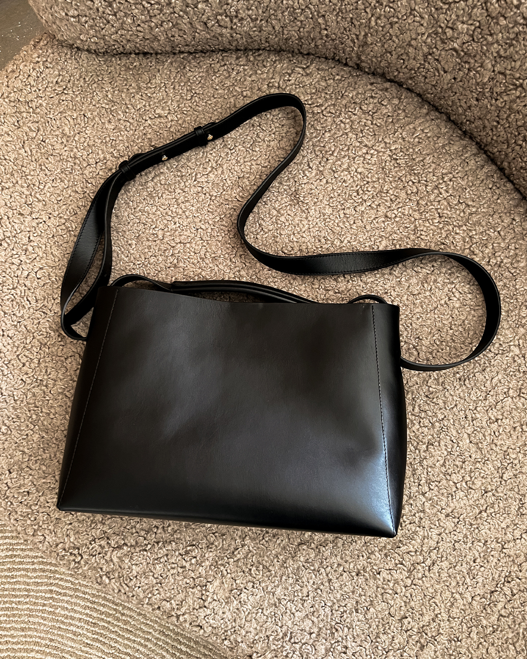 Flattered Hedda Grande Handbag