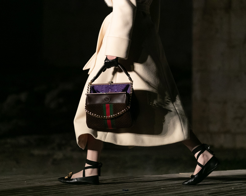 The Prada Cleo is the It-Bag of 2022 - PurseBlog