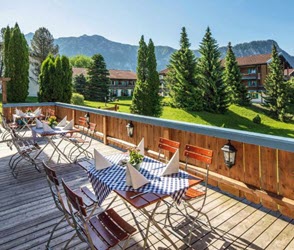 “Das Tor zum Berchtesgadener Land” - so wird Inzell unter Ortskundigen bezeichnet. “Das Tor zum Berchtesgadener Land” - so wird Inzell unter Ortskundigen bezeichnet.