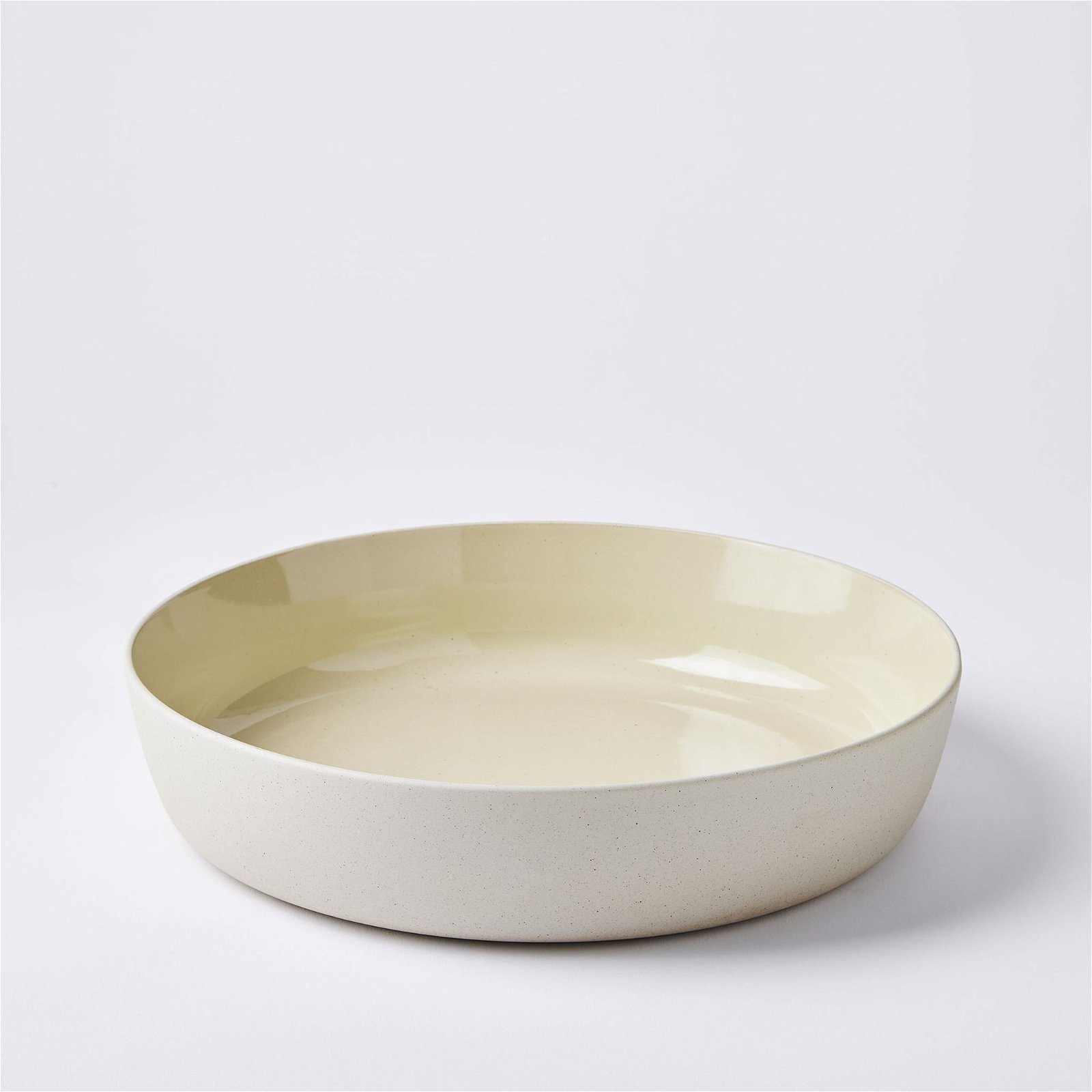 Sablo Ceramic Shallow Serving Bowl
