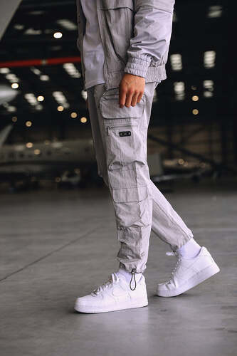 Box pocket outlet pants