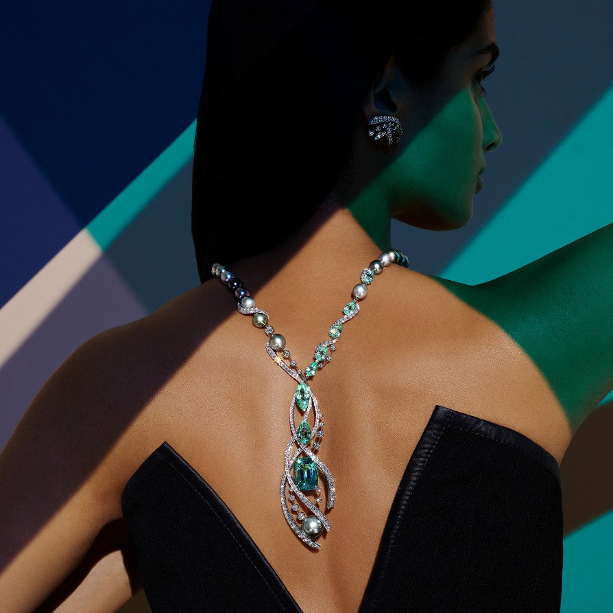Chaumet's High Jewelry Collections Come With A Twist