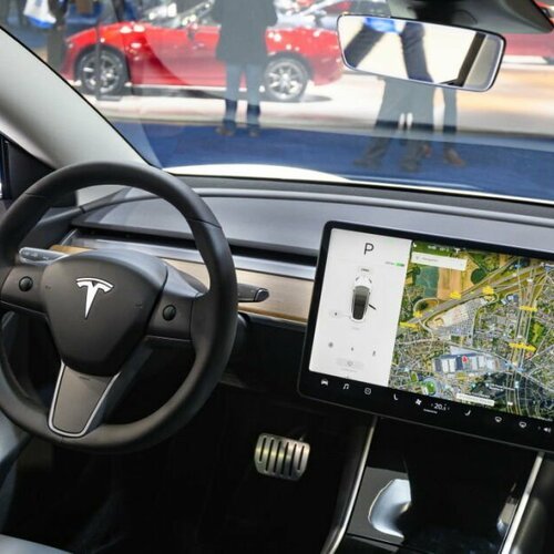 Tesla's Unlimited Standard Connectivity Plan Now Only Lasts 8 Years