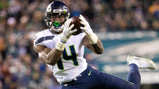 Seahawks upbeat over DK Metcalf despite receiver requiring knee