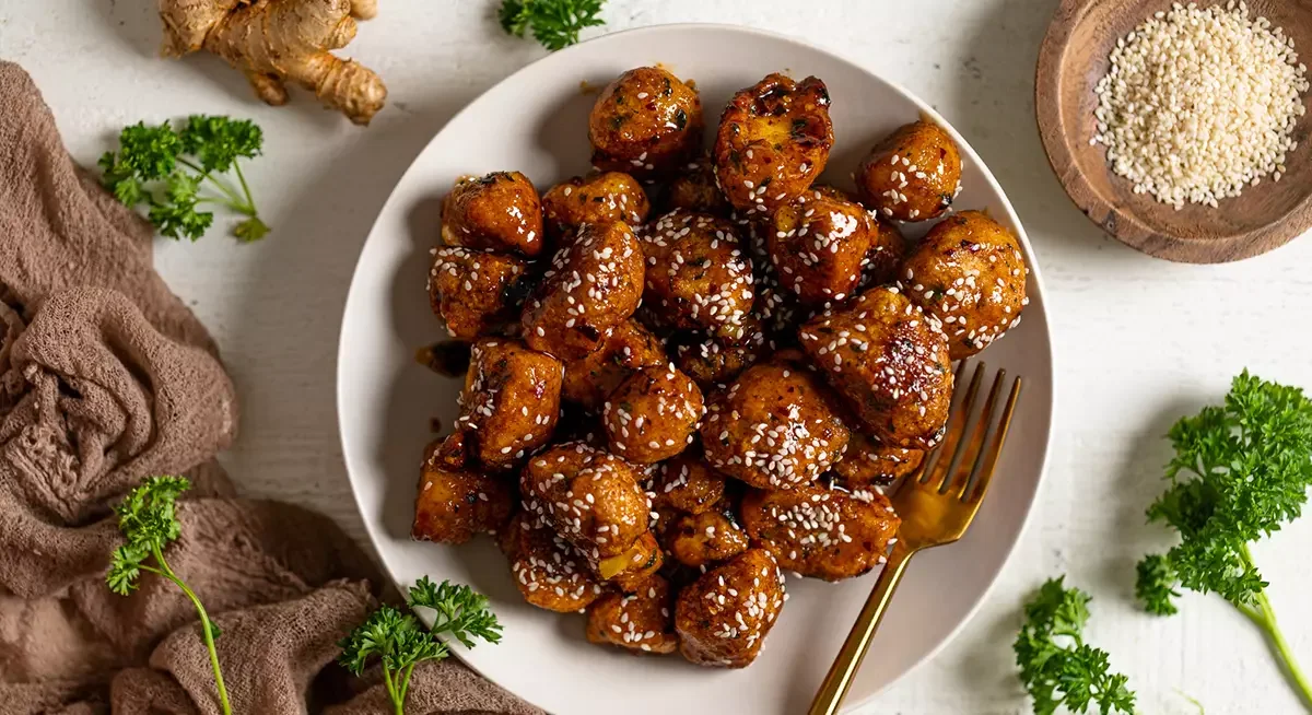 You Won’t Miss the Meat with These Sticky Sesame Cauliflower Wings