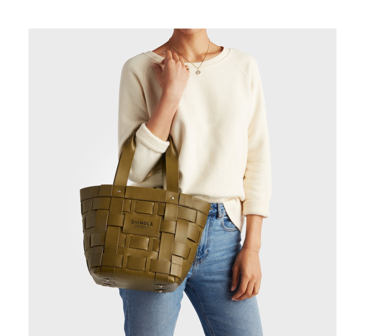 Bixby Basket bag on model