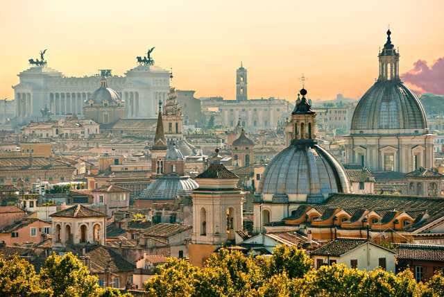 Rome, Italy City Holiday: Breakfast & Return Flights